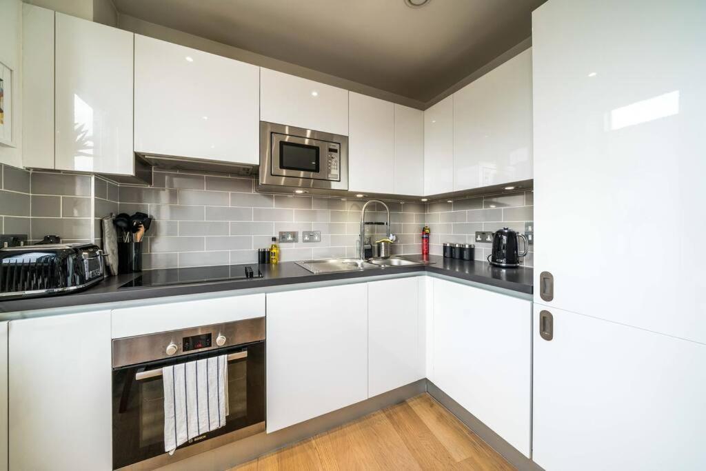 Modern 1 Bedroom Apartment In Hackney Wick London Exterior photo